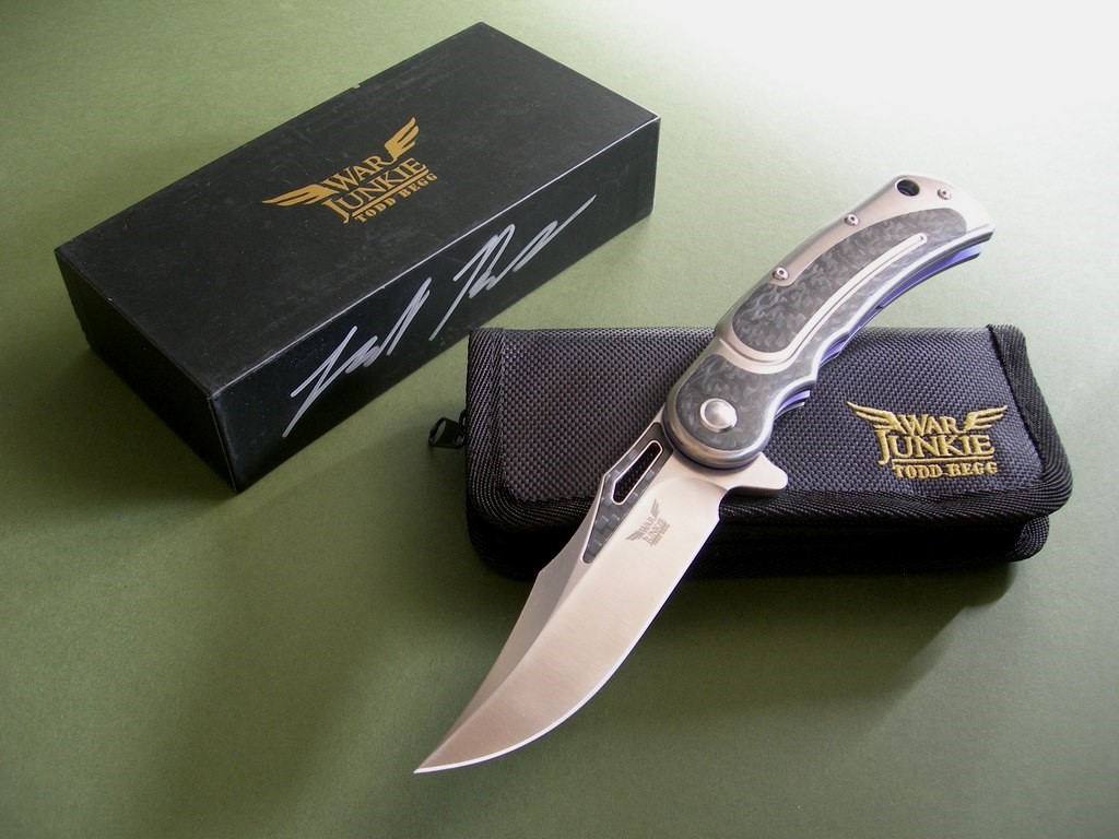 Titanium Micro Knife – Hilltop Packs LLC